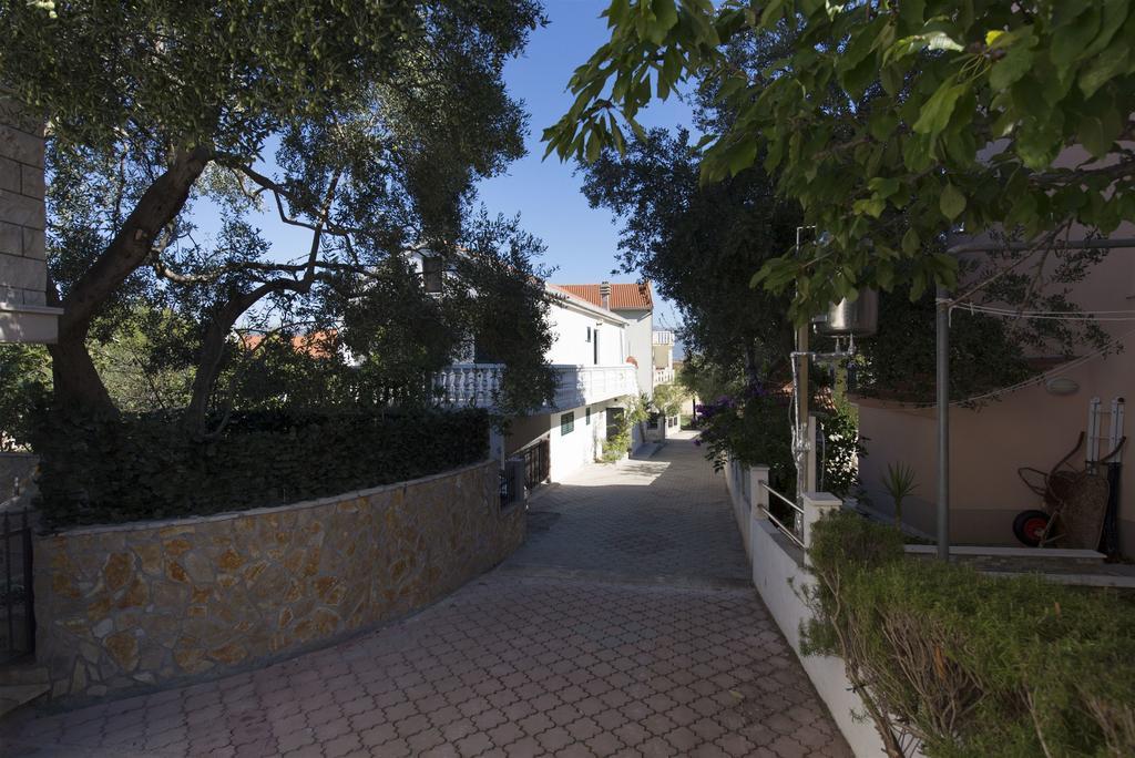 Apartment Jure Slatine Esterno foto