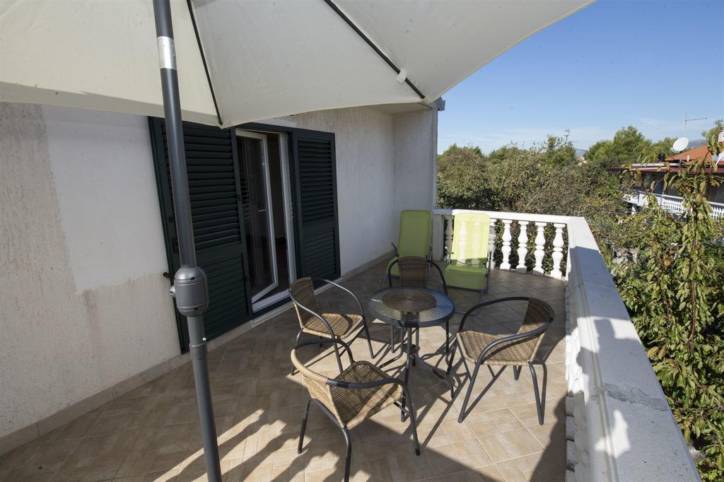 Apartment Jure Slatine Esterno foto